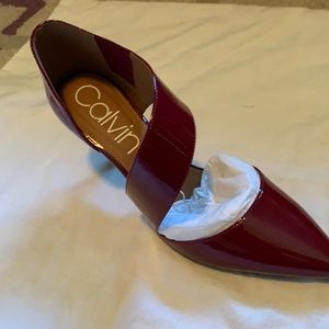 Calvin Klein, Red Rock, stilettos